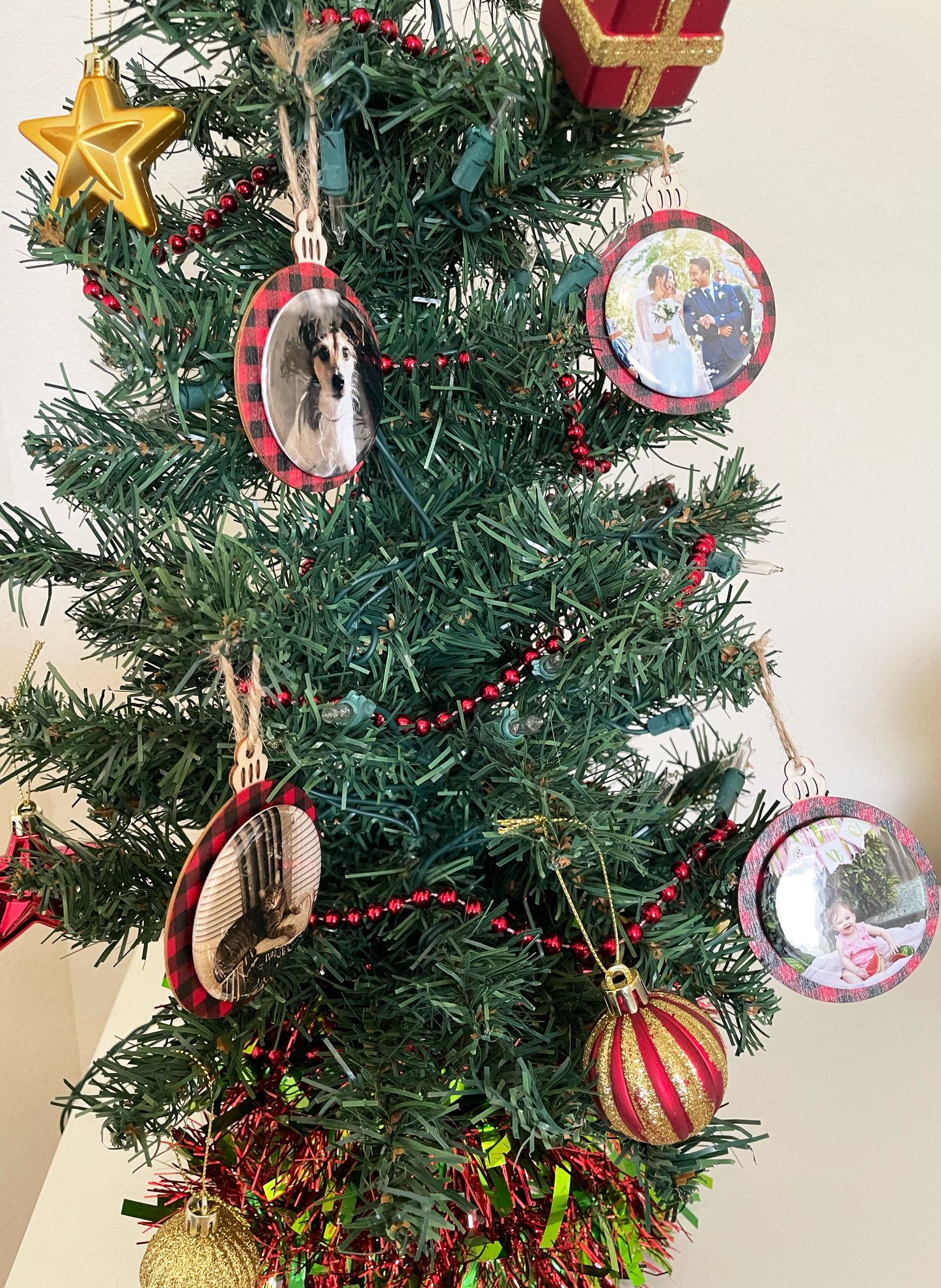 Christmas Ornament Holders for Round Magnets